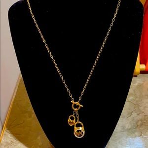 Necklace NWB perfect for Xmas gift